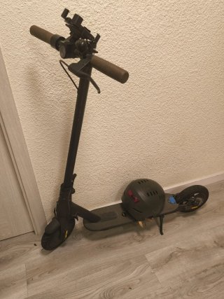 Patinete Eléctrico Negro
