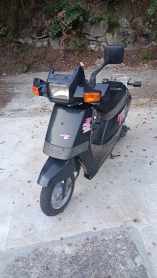 Suzuki Lido 50cc Scooter Negra