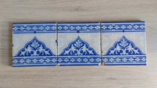 Azulejos Antiguos de Silla Catalana Neorrenacentis