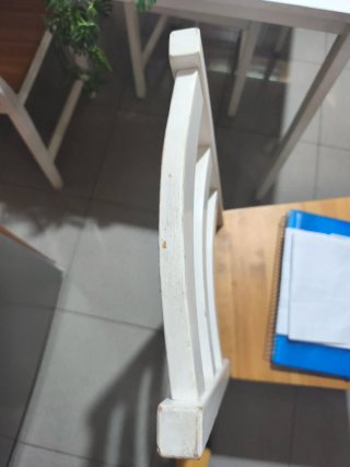 Mesa y 4 Sillas Comedor/Cocina Blancas