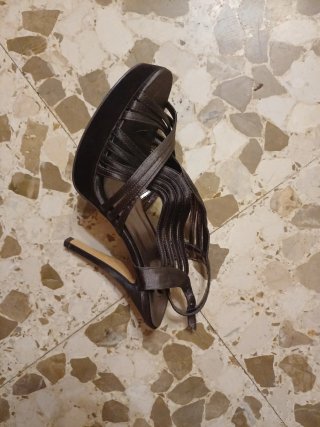 Zapatos de tacón negros para boda