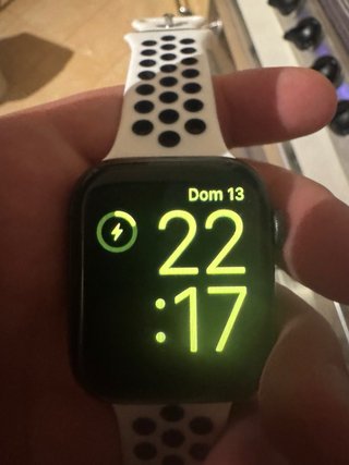 Apple Watch Series 6 44mm GPS + cinturini