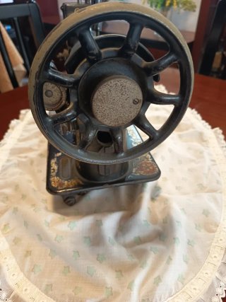 Máquina de coser Singer antigua
