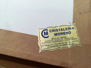 Abaniquera negra y dorada