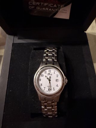 Reloj Lotus Plata y Blanco