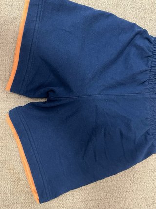 Pantalón corto chándal azul talla 4