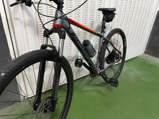 Megamo Natural 29’