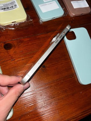 iPhone 14 Plus 256GB Blanco + 6 fundas