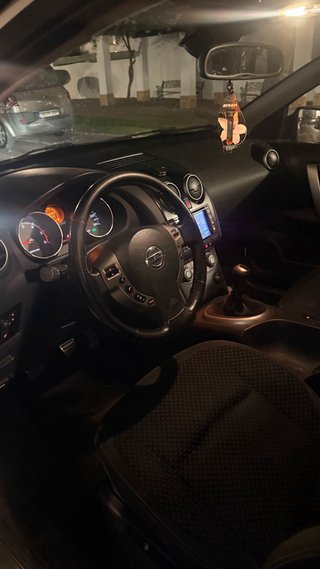 Nissan Qashqai+2 2010