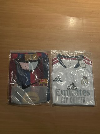 Camisetas FC Barcelona y Real Madrid
