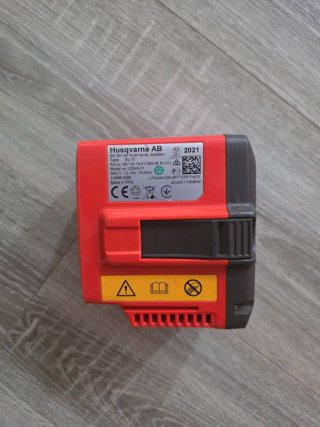 Desbrozadora Husqvarna 115iL + Batería