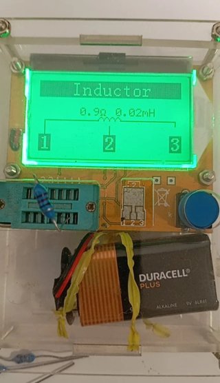 9 Inductores Axiales 22 µH NOS