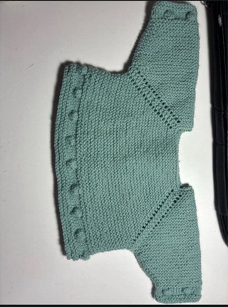 Abbigliamento per neonati fatto a mano su ordinazione