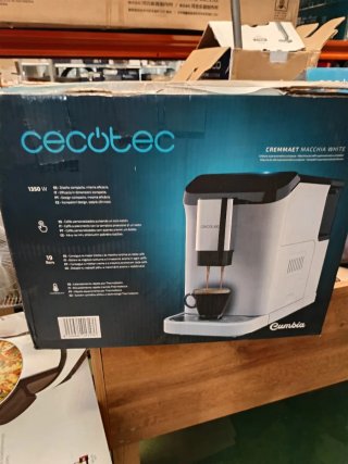 Cafetera Cecotec Superautomática