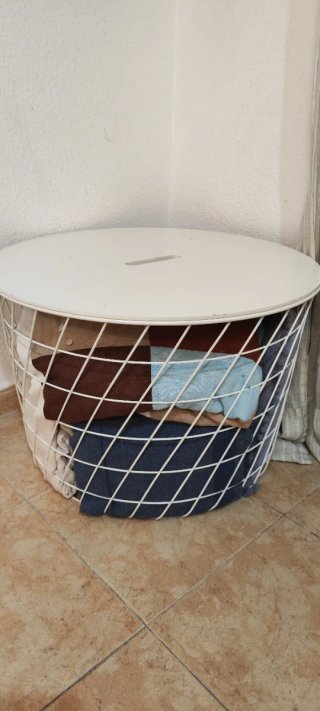 Mesa Auxiliar Almacenaje IKEA KVISTBRO Blanca
