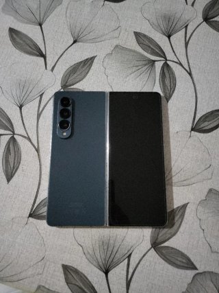 Samsung Galaxy Z Fold 4 5G