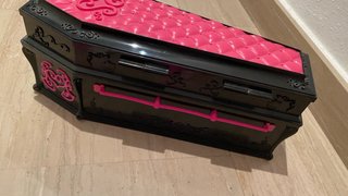 Cama Ataúd Monster High con Accesorios