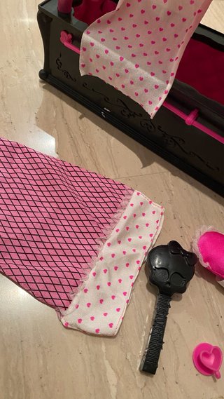 Cama Ataúd Monster High con Accesorios