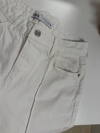 Pantalón vaquero blanco Zara Talla 34
