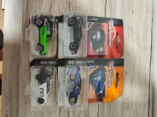 Coches Majorette en Blister con tarjeta