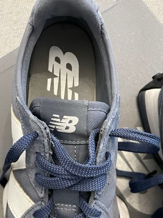 Zapatillas New Balance 327 Azul y Blanco