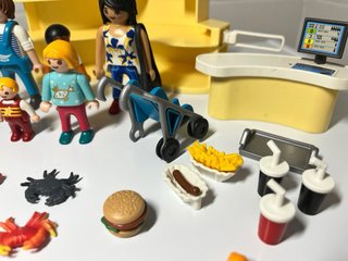 Tienda Acuario Playmobil con Figuras