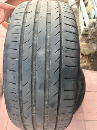 2 Neumáticos Usados 215/45R16 90V