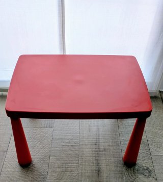 Mesa y 2 Sillas Niños Rojas y Verdes