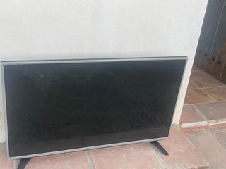TV LG 43 para piezas