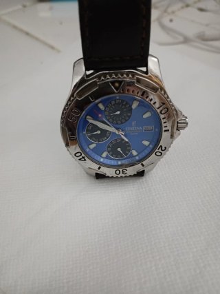 Reloj Festina esfera azul correa piel