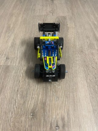 Coche de carreras Lego Petronas, camión, buggi