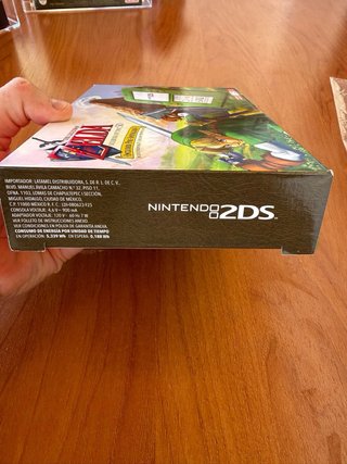 Nintendo 2DS L'Edizione Leggendaria di Zelda: L'Ocarina del Tempo