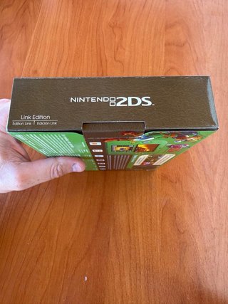 Nintendo 2DS L'Edizione Leggendaria di Zelda: L'Ocarina del Tempo