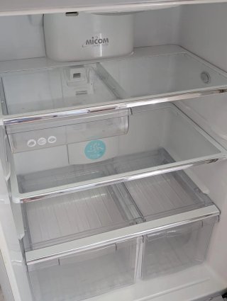 Nevera LG con dispensador de agua