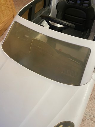 Coche eléctrico infantil