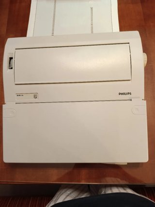 Máquina de escribir Philips VW 2140