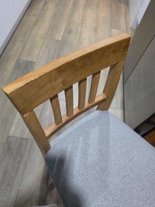 Mesa de cocina madera y metal Y dos taburetes