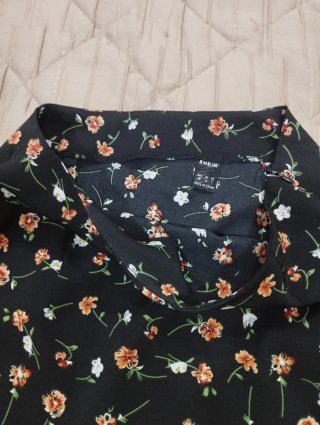 Saia preta floral S