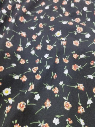 Saia preta floral S