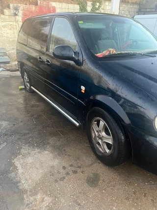 KIA Carnival 2002