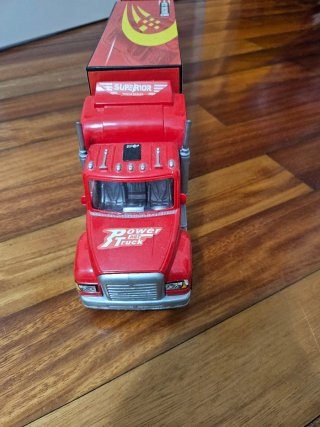 Camión doble remolque coches de carreras