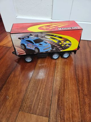 Camión doble remolque coches de carreras