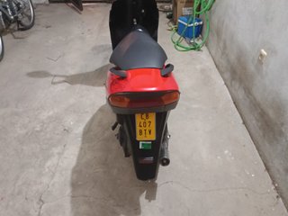 Suzuki Address 50 R Scooter Roja/Gris