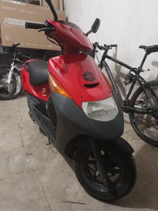 Suzuki Address 50 R Scooter Roja/Gris