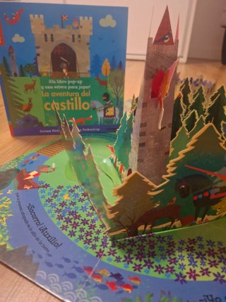 Libro-juego pop-up "La aventura del castillo"