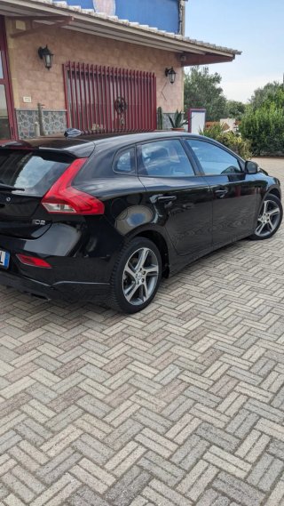 Volvo V40 2016
