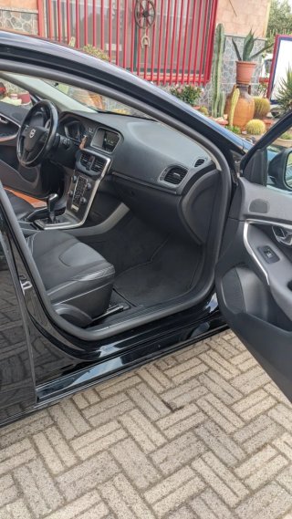 Volvo V40 2016