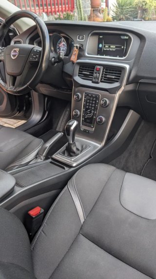 Volvo V40 2016
