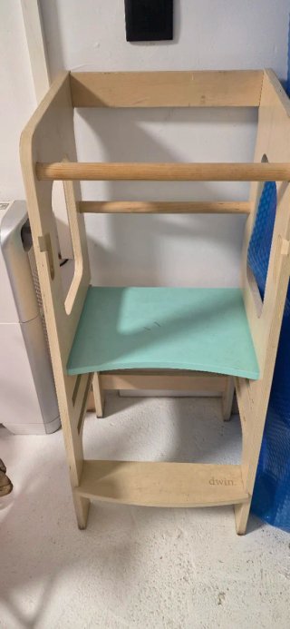 Torre de aprendizaje Montessori madera