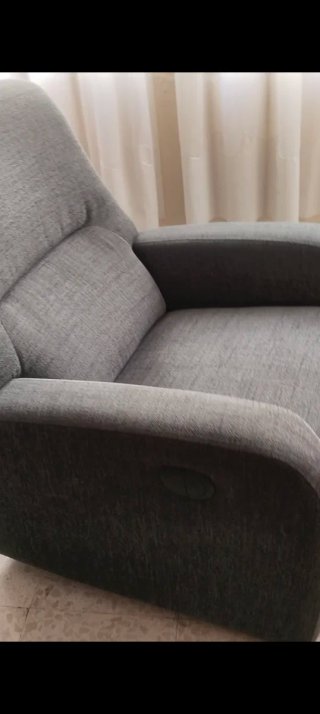 Sillón relax eléctrico y muy cómodo. Tela gris